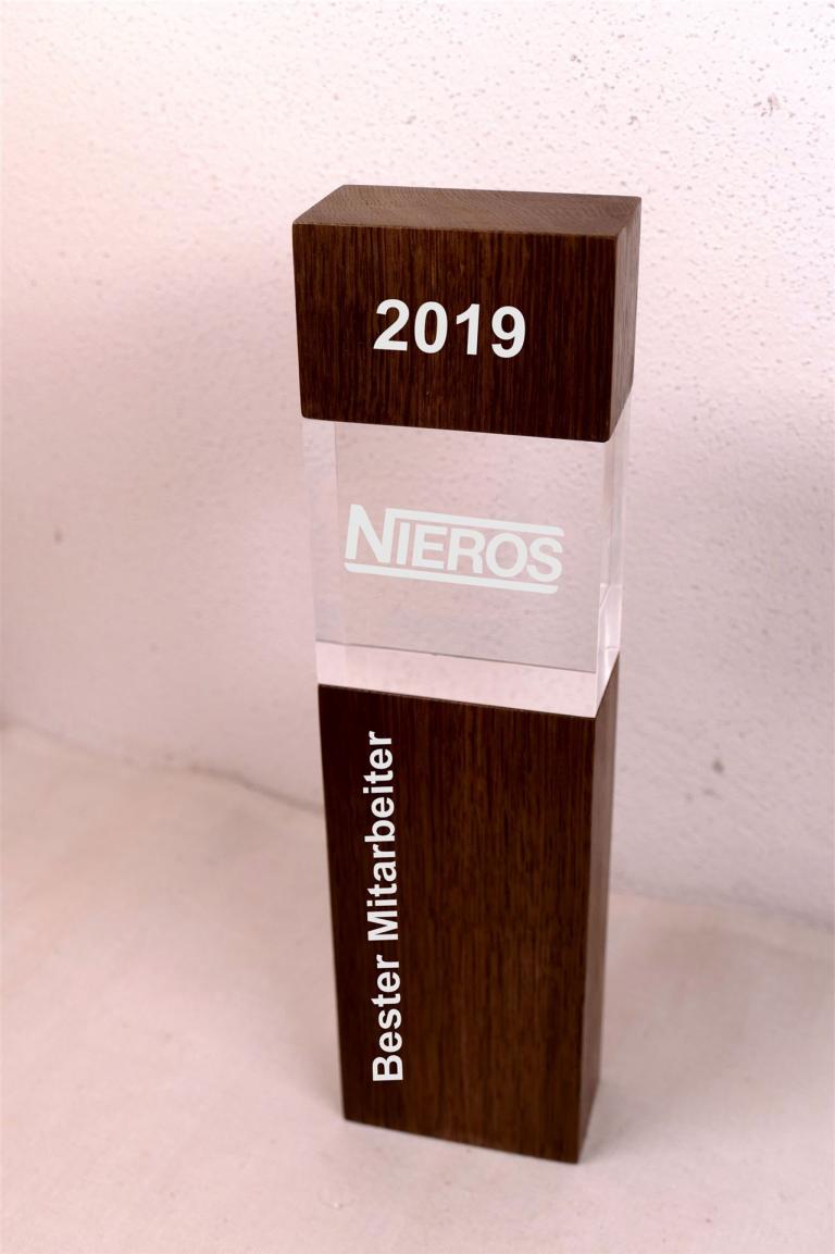 Award Trophäe aus Holz
