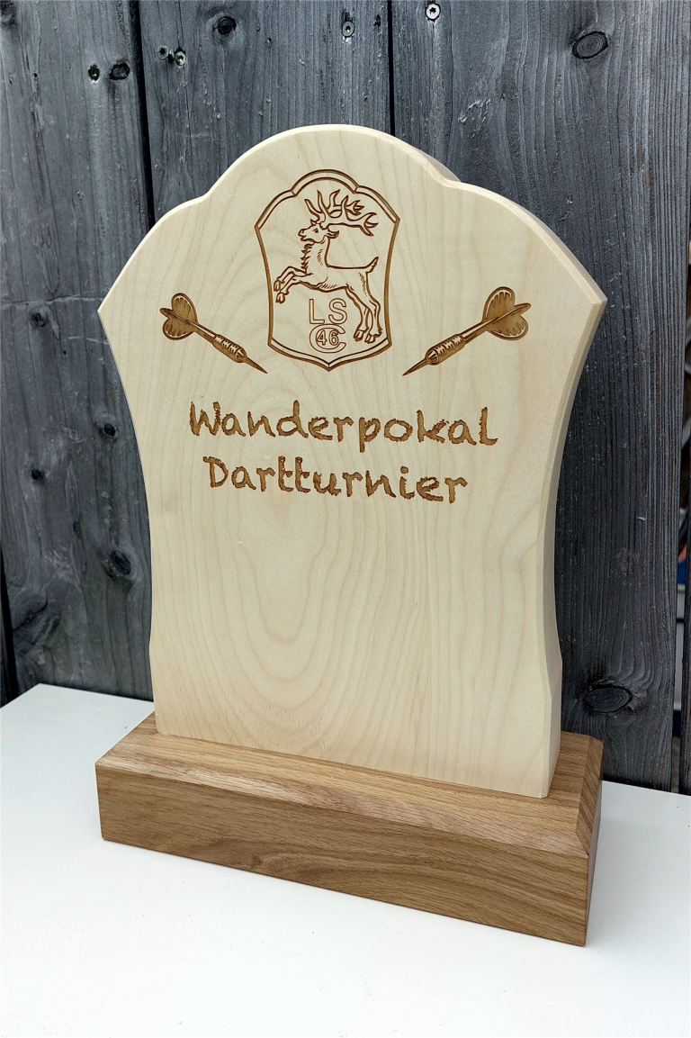 Wanderpokal Holz Dartturnier